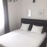- Carmen Севид